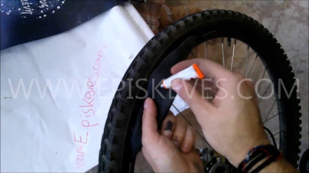 Επισκευή σαμπρέλας ποδηλάτου με μπάλωμα