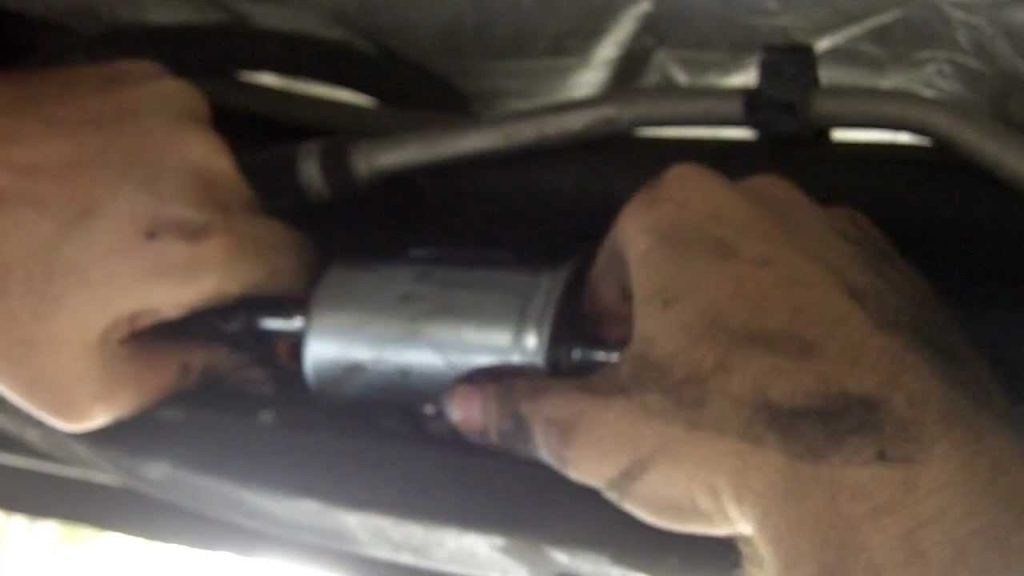 Αντικατάσταση του φίλτρου καυσίμου Ford Ranger 2005